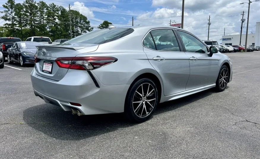 2021 TOYOTA CAMRY SE