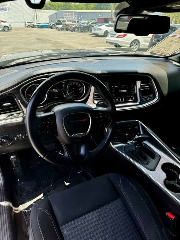 2018 DODGE CHALLENGER SXT