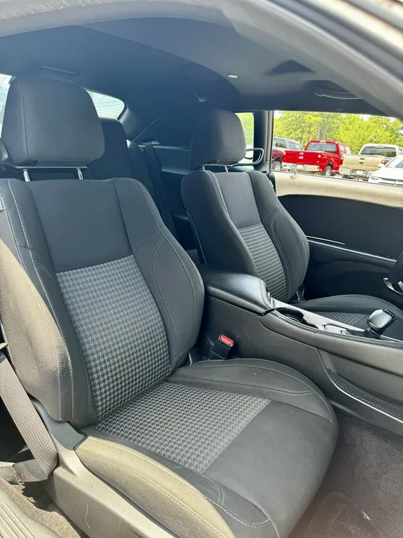 2018 DODGE CHALLENGER SXT