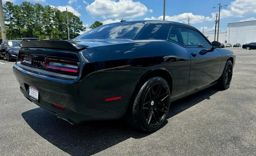 2018 DODGE CHALLENGER SXT