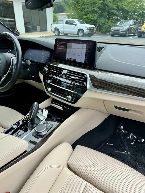 2021 BMW 530 I