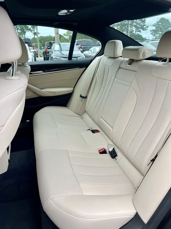 2021 BMW 530 I