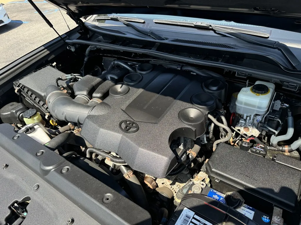 2013 TOYOTA 4RUNNER SR5