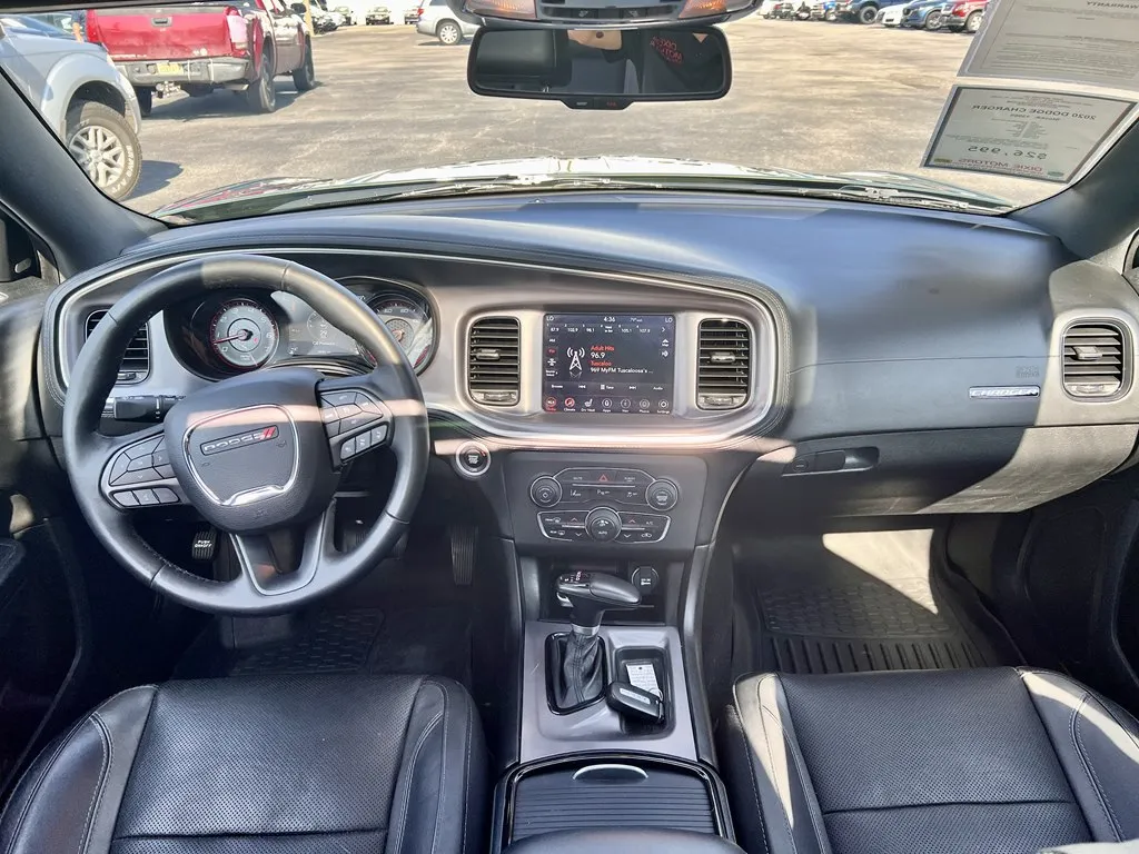 2020 DODGE CHARGER SXT