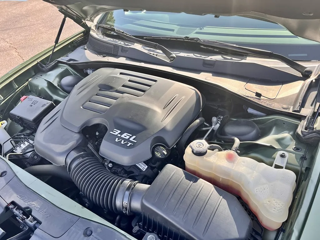 2020 DODGE CHARGER SXT