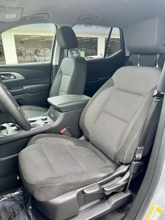 2018 CHEVROLET TRAVERSE LS
