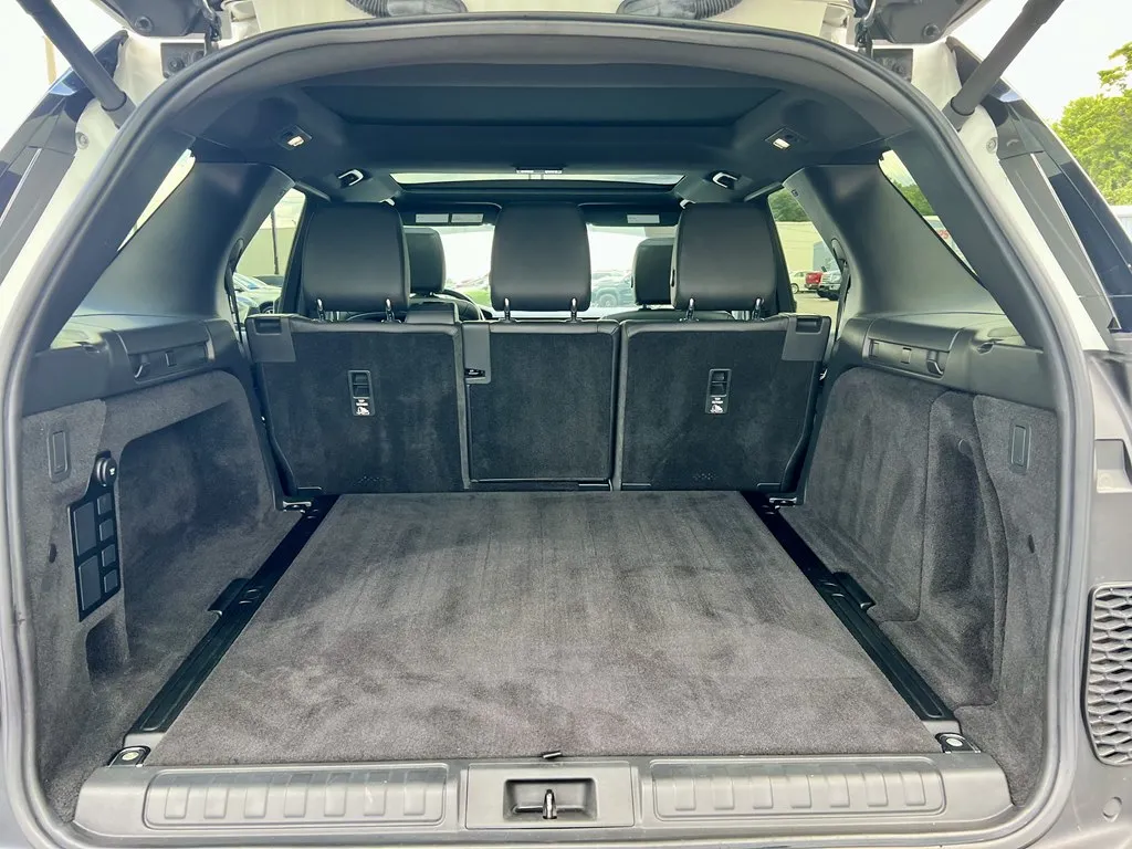 2018 LAND ROVER DISCOVERY SE