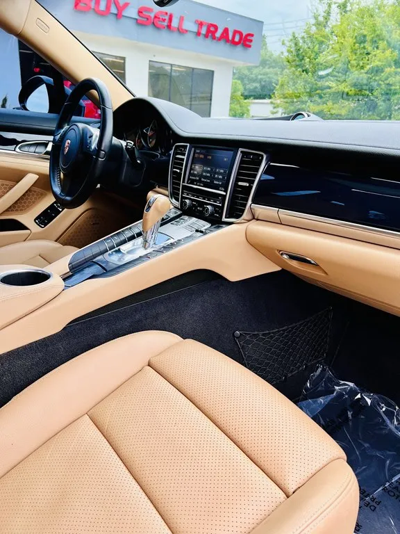 2015 PORSCHE PANAMERA 4