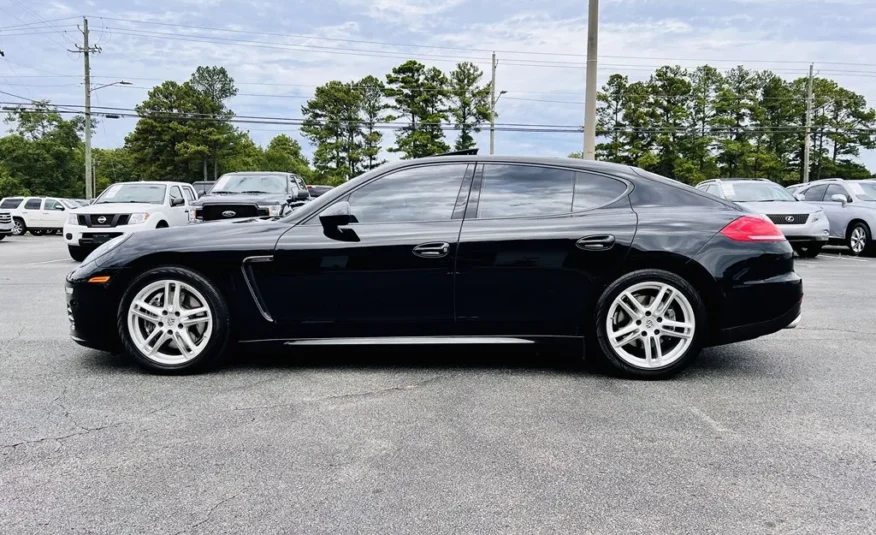 2015 PORSCHE PANAMERA 4