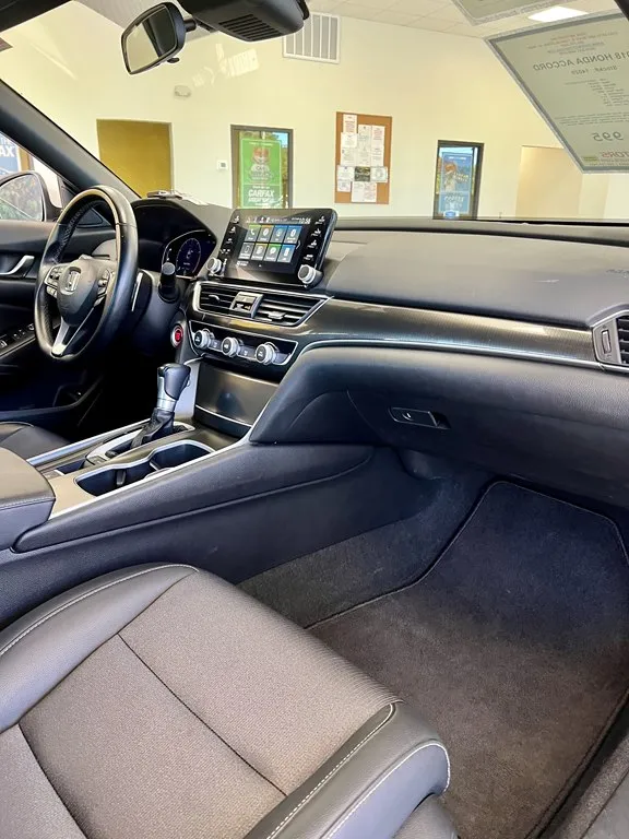 2018 HONDA ACCORD SPORT