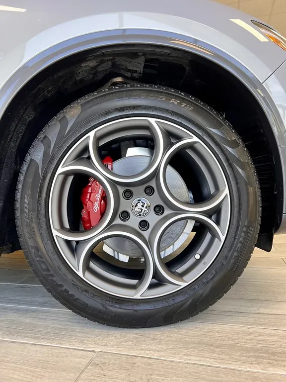 2022 ALFA ROMEO STELVIO TI