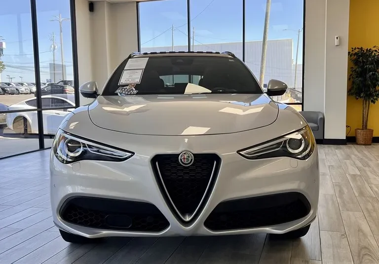 2022 ALFA ROMEO STELVIO TI