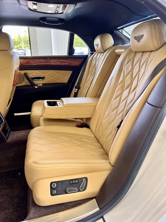 2014 BENTLEY FLYING SPUR