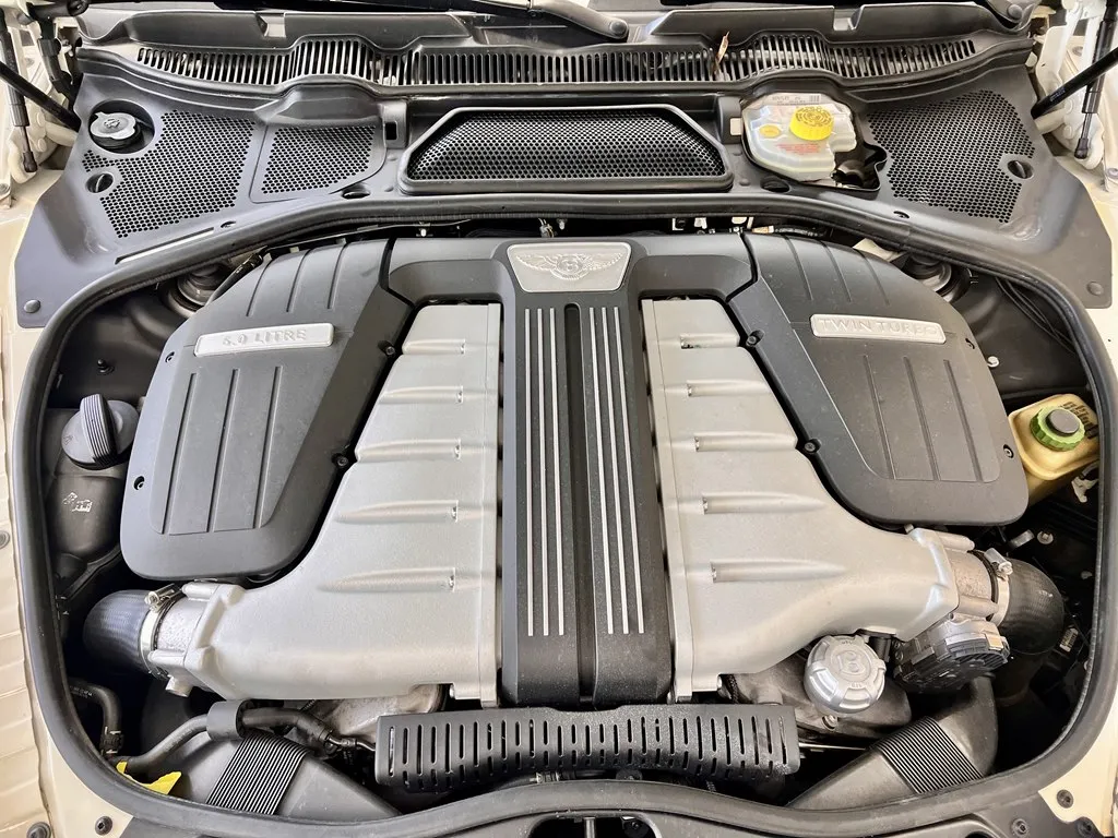 2014 BENTLEY FLYING SPUR