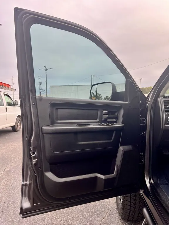 2016 RAM 2500 ST