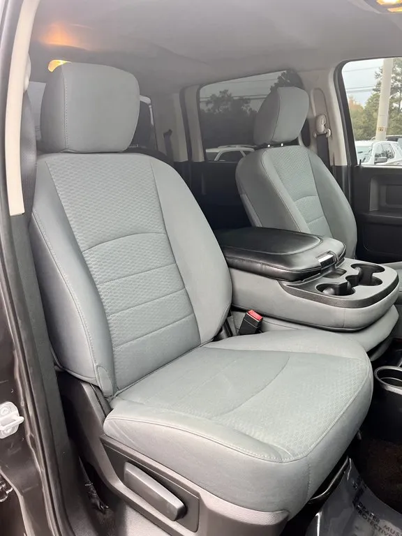 2016 RAM 2500 ST